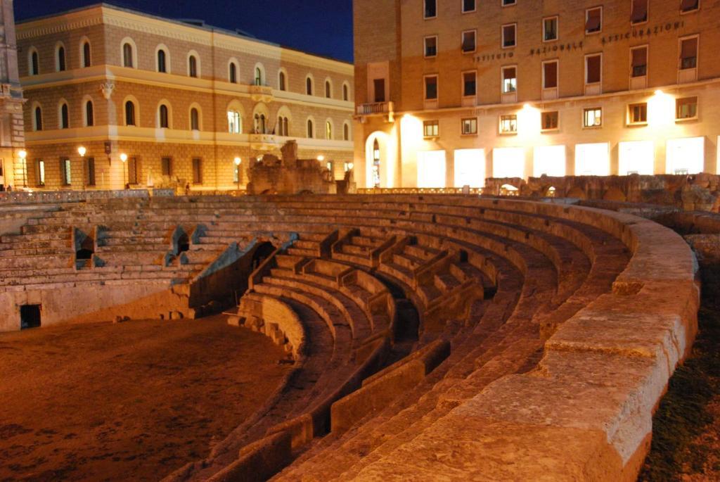 Lo Scacciapensieri Hotel & Restaurant Monteroni di Lecce Bagian luar foto